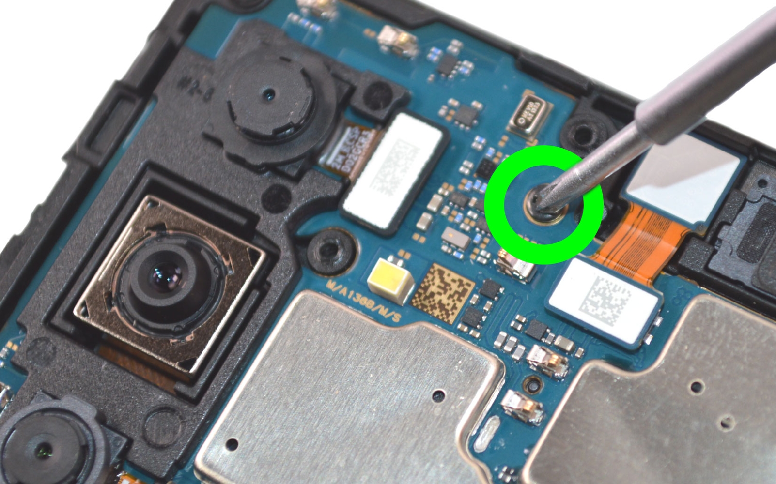 Comment remplacer le bloc écran cassé  sur Galaxy A13 (5G) photo 1