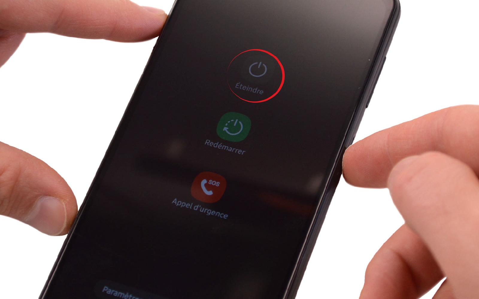 Comment remplacer le bloc écran cassé  sur Galaxy A13 (5G) photo 2