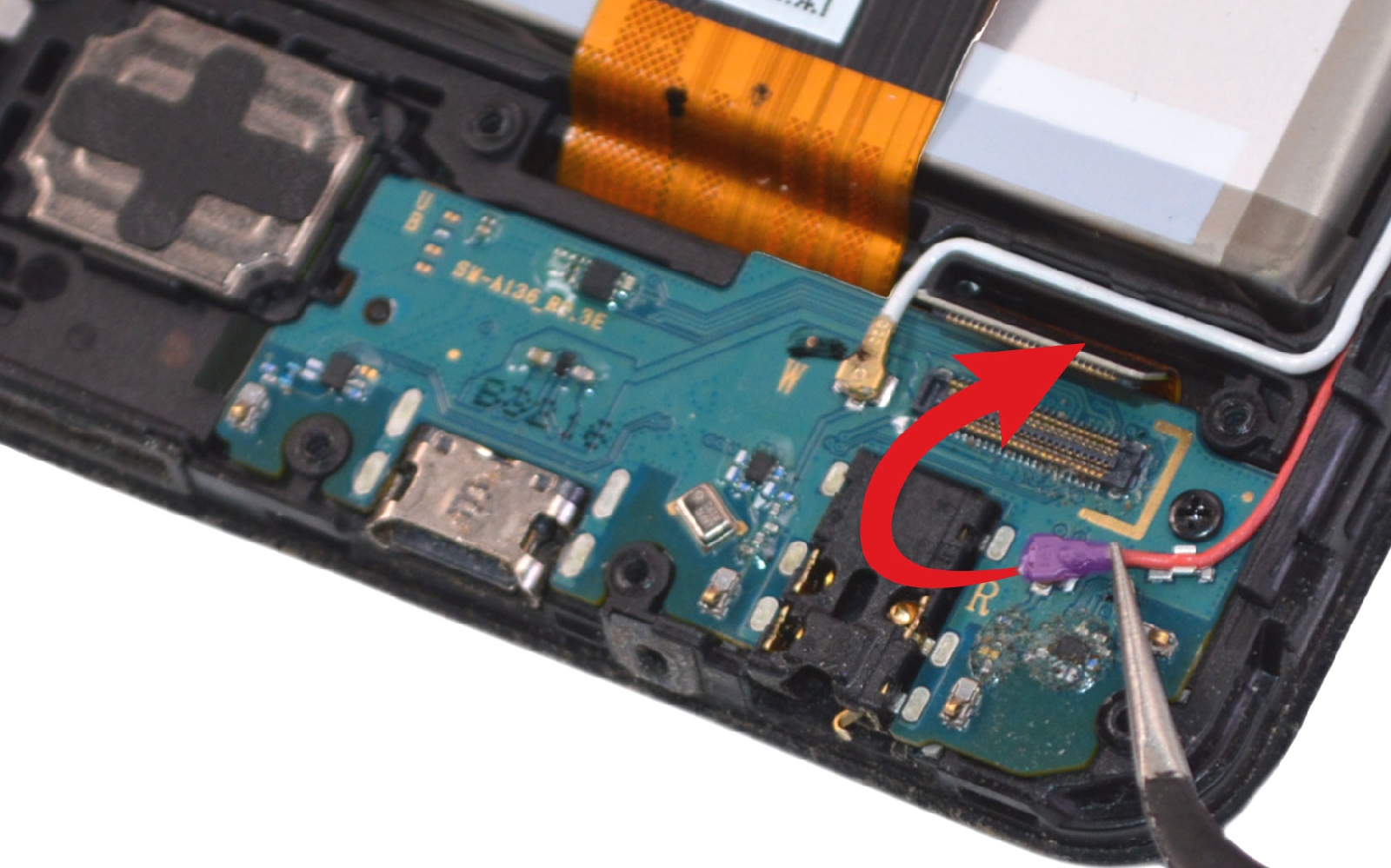 Comment changer le connecteur de charge  sur Galaxy A13 (5G) photo 2