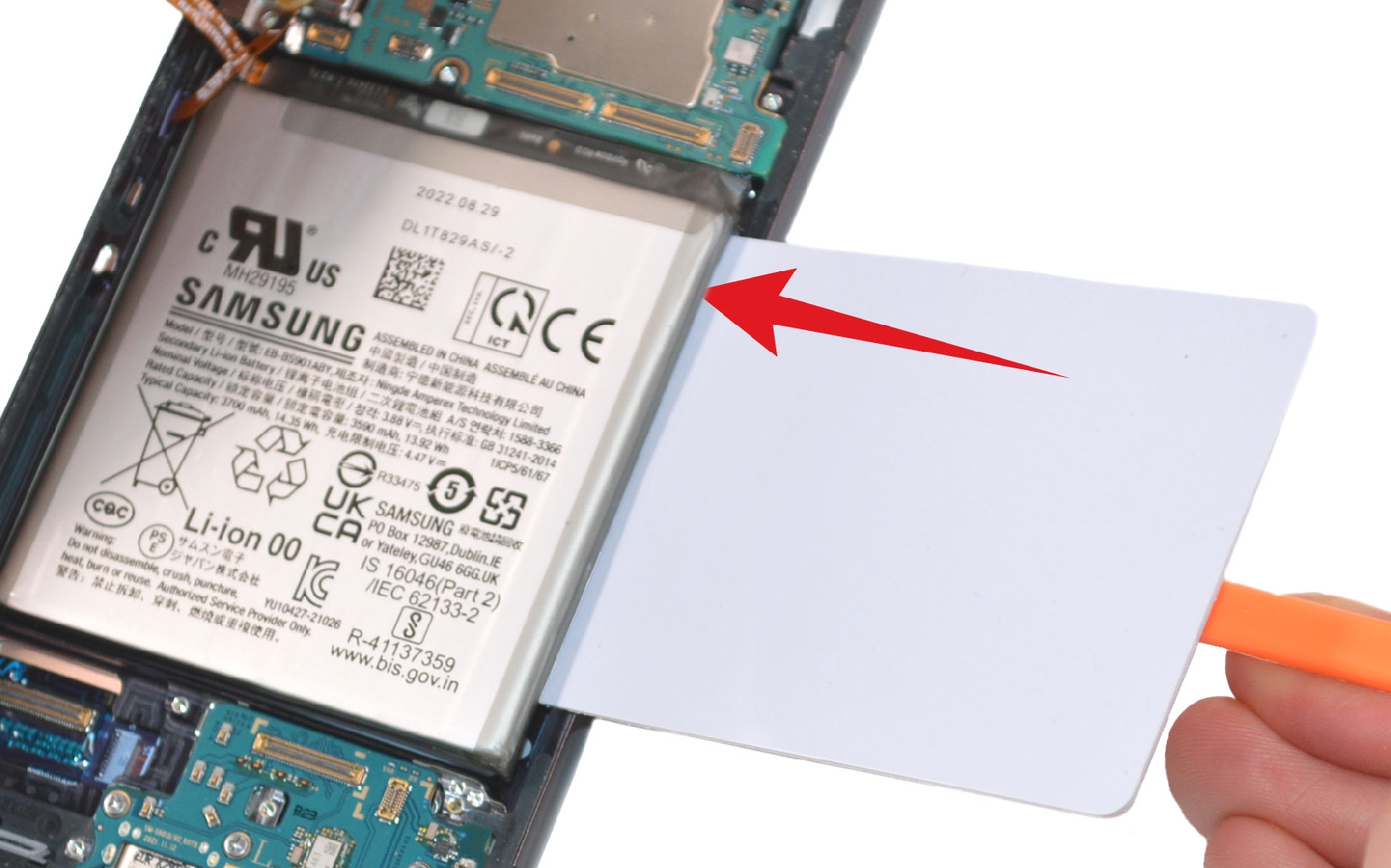 Comment changer la batterie sur Galaxy S22 photo 2