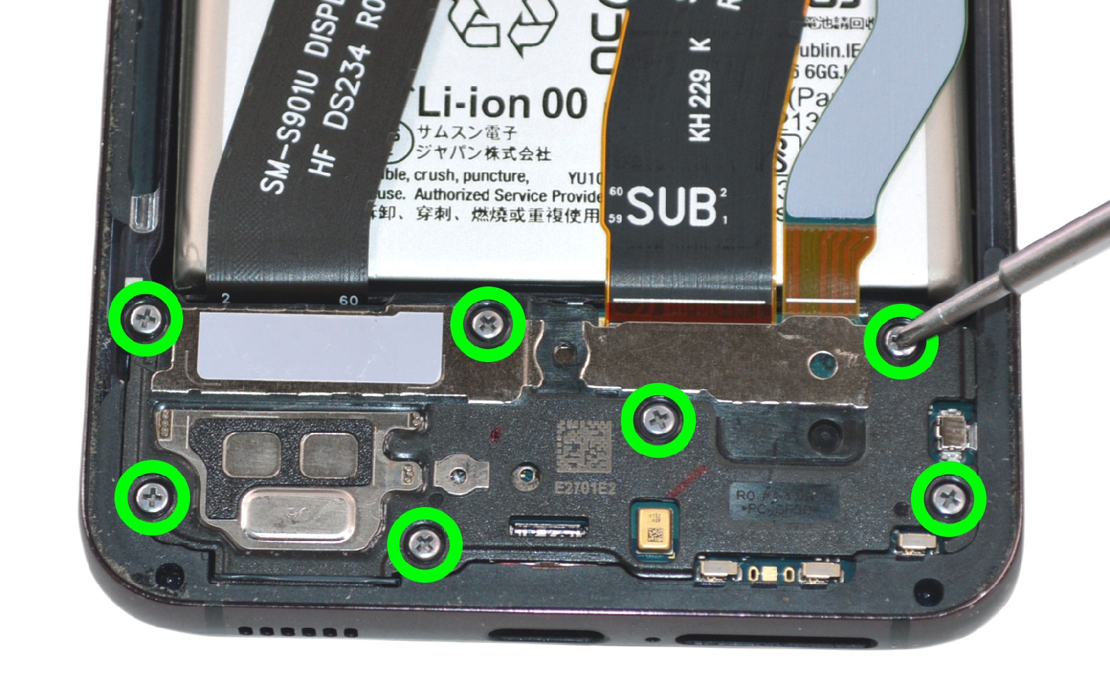 Comment changer la batterie sur Galaxy S22 photo 1