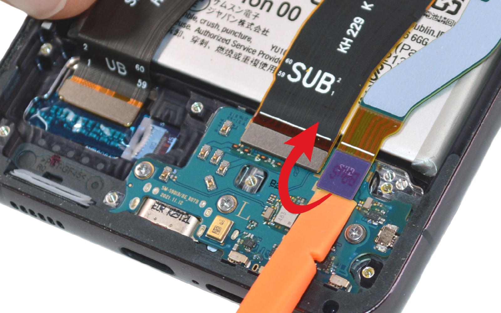 Comment changer le connecteur de charge sur Galaxy S22 photo 1