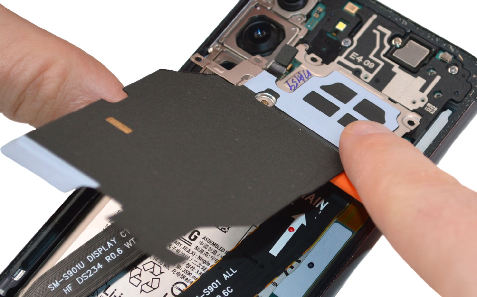 Comment changer le connecteur de charge sur Galaxy S22 photo 2