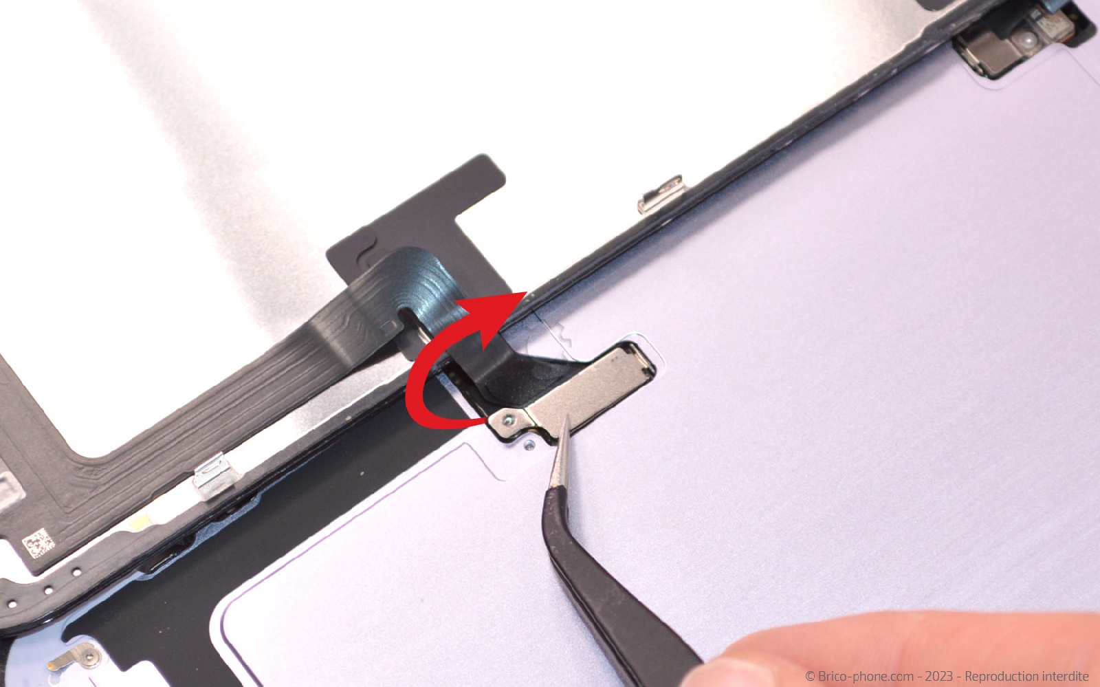 Comment chnager le connecteur de charge  sur iPhone 14 Plus photo 2