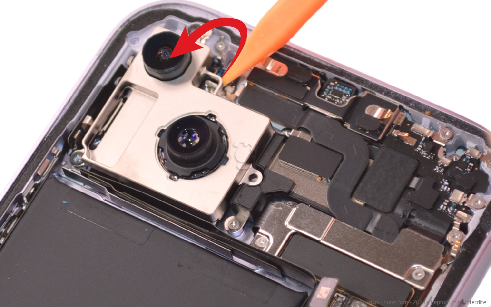 Comment changer le module des caméras arrière sur iPhone 14 Plus photo 2