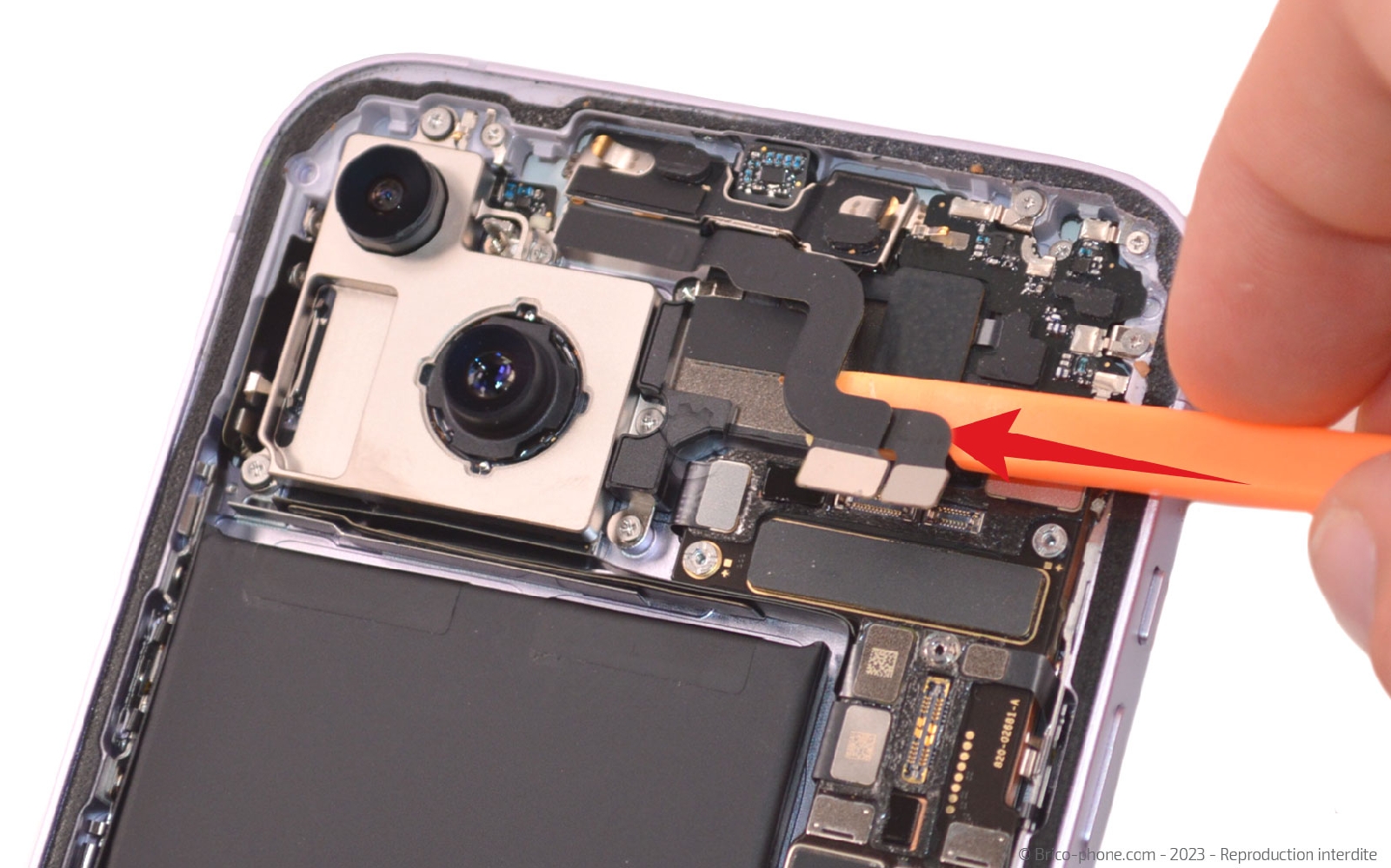 Comment changer le haut-parleur interne sur iPhone 14 Plus photo 3