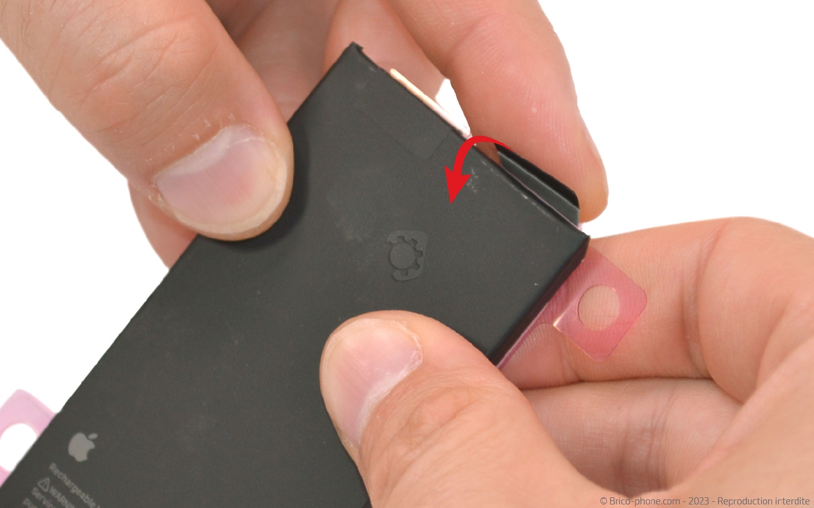 Comment changer la batterie sur iPhone 15 photo 3