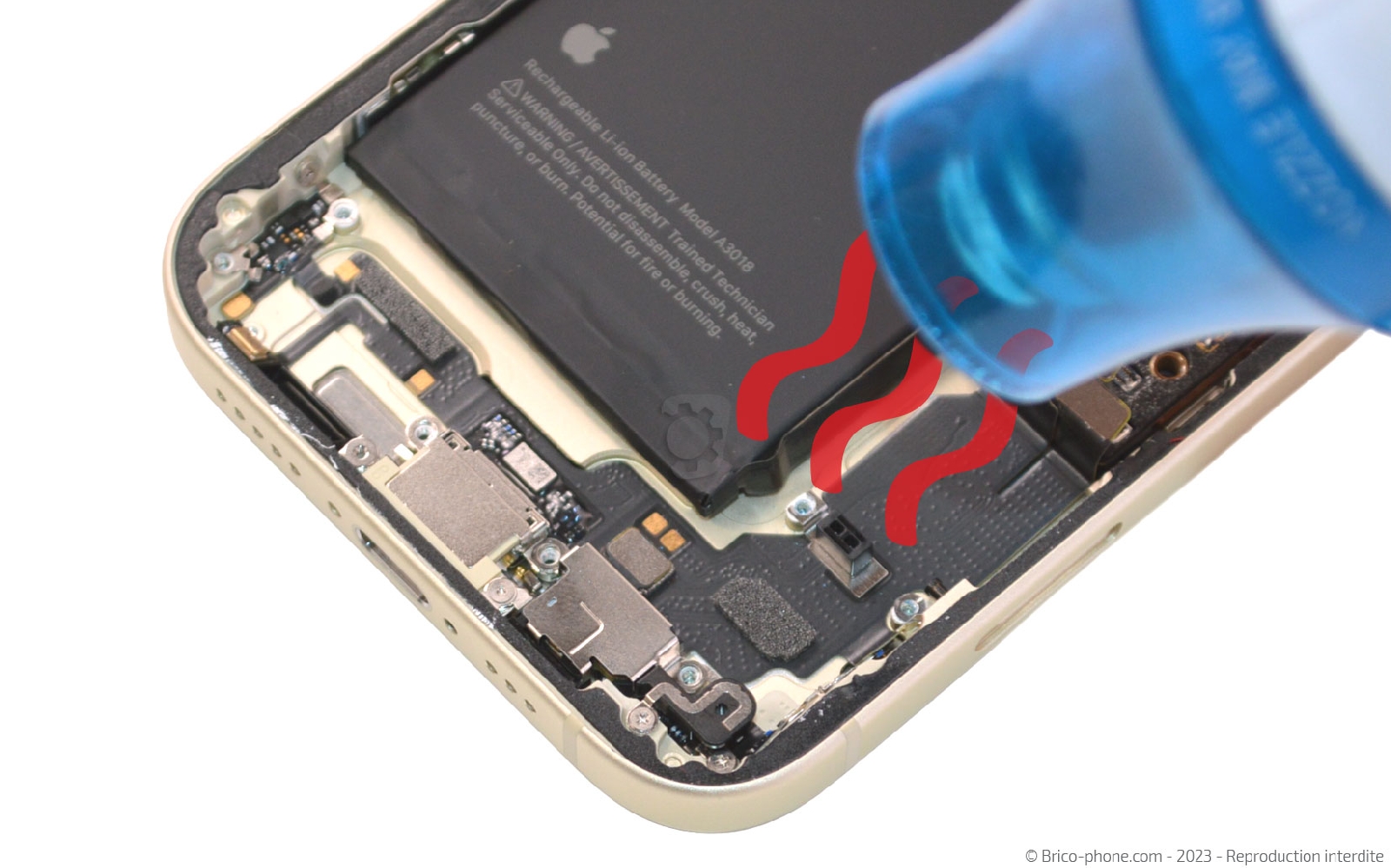 Comment changer le connecteur de charge sur iPhone 15 photo 2