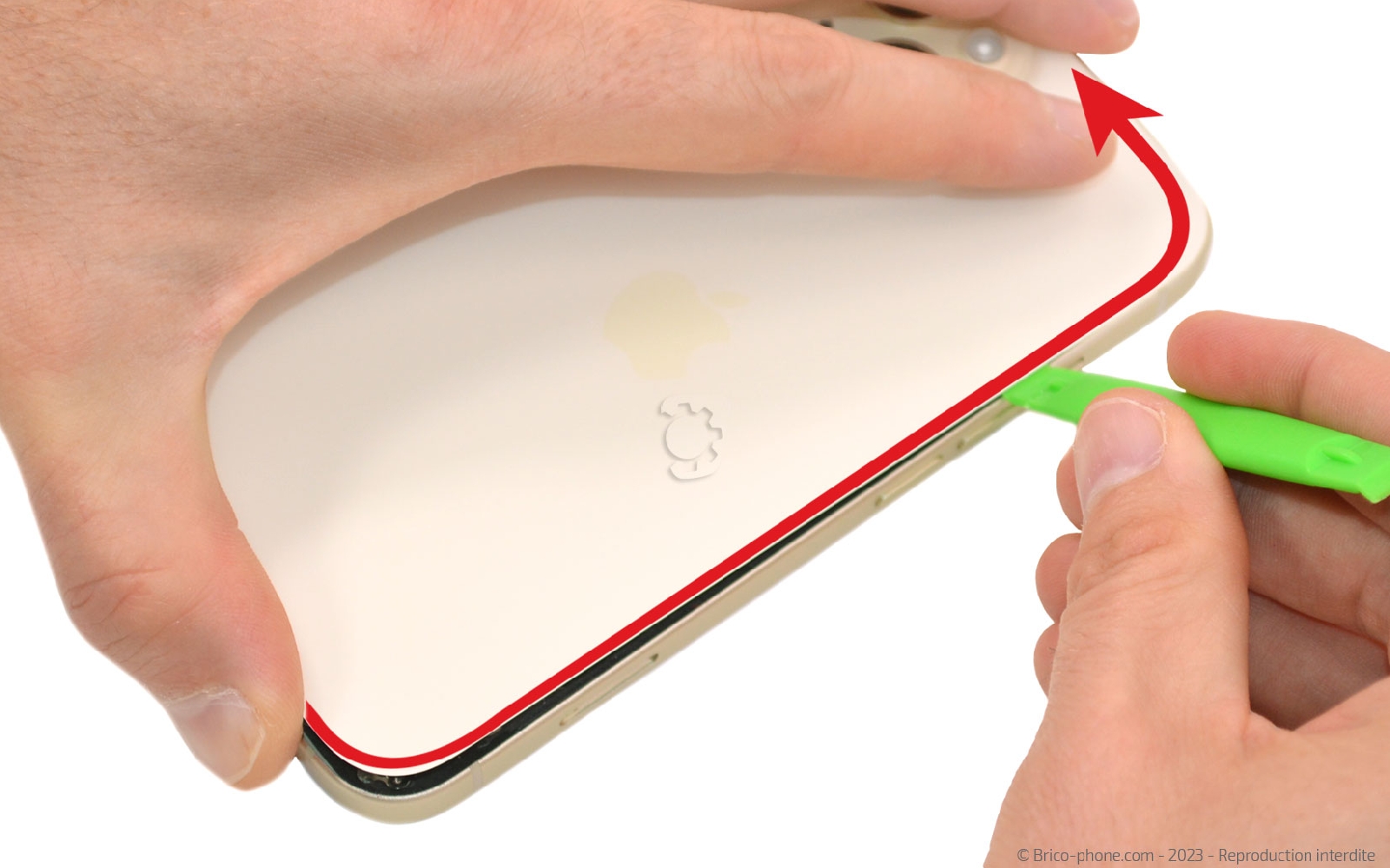 Comment changer le connecteur de charge sur iPhone 15 photo 2