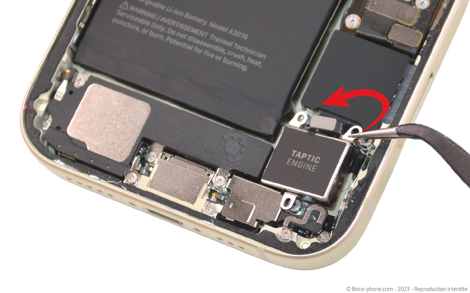 Comment changer le connecteur de charge sur iPhone 15 photo 2