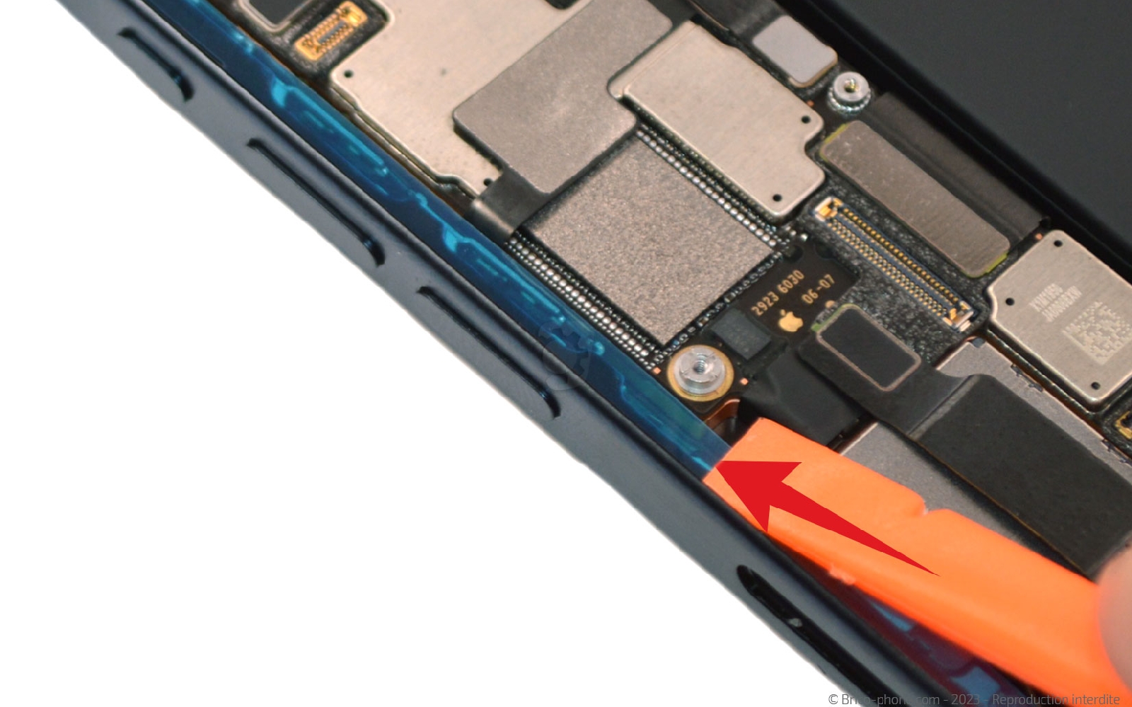 Comment changer l'écran sur iPhone 15 Pro photo 3