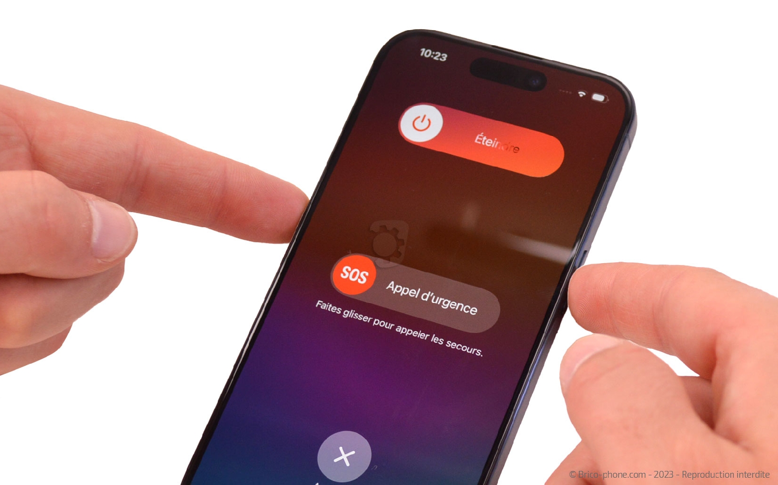 Comment changer la batterie  sur iPhone 15 Pro photo 3