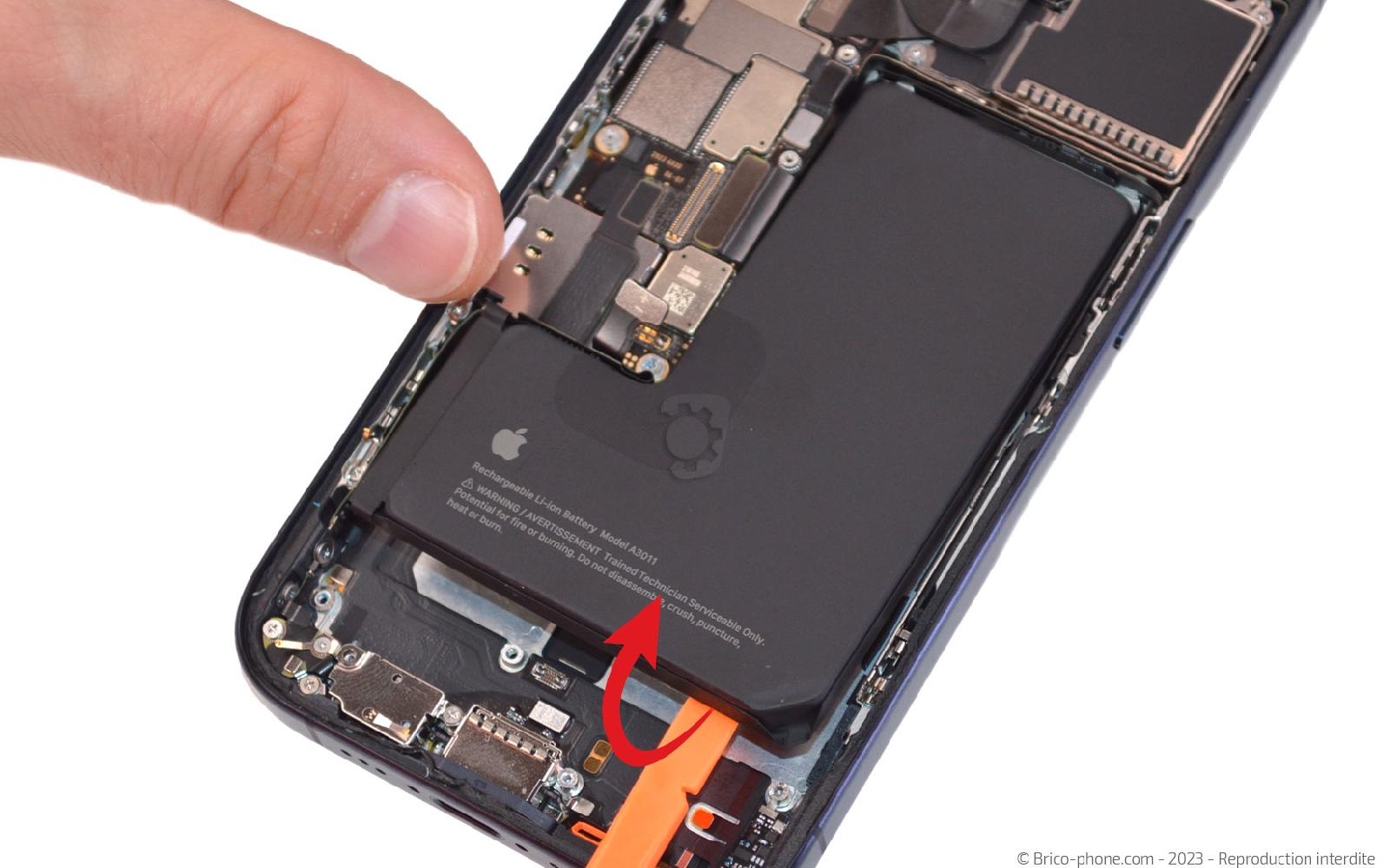 Comment changer la batterie  sur iPhone 15 Pro photo 2