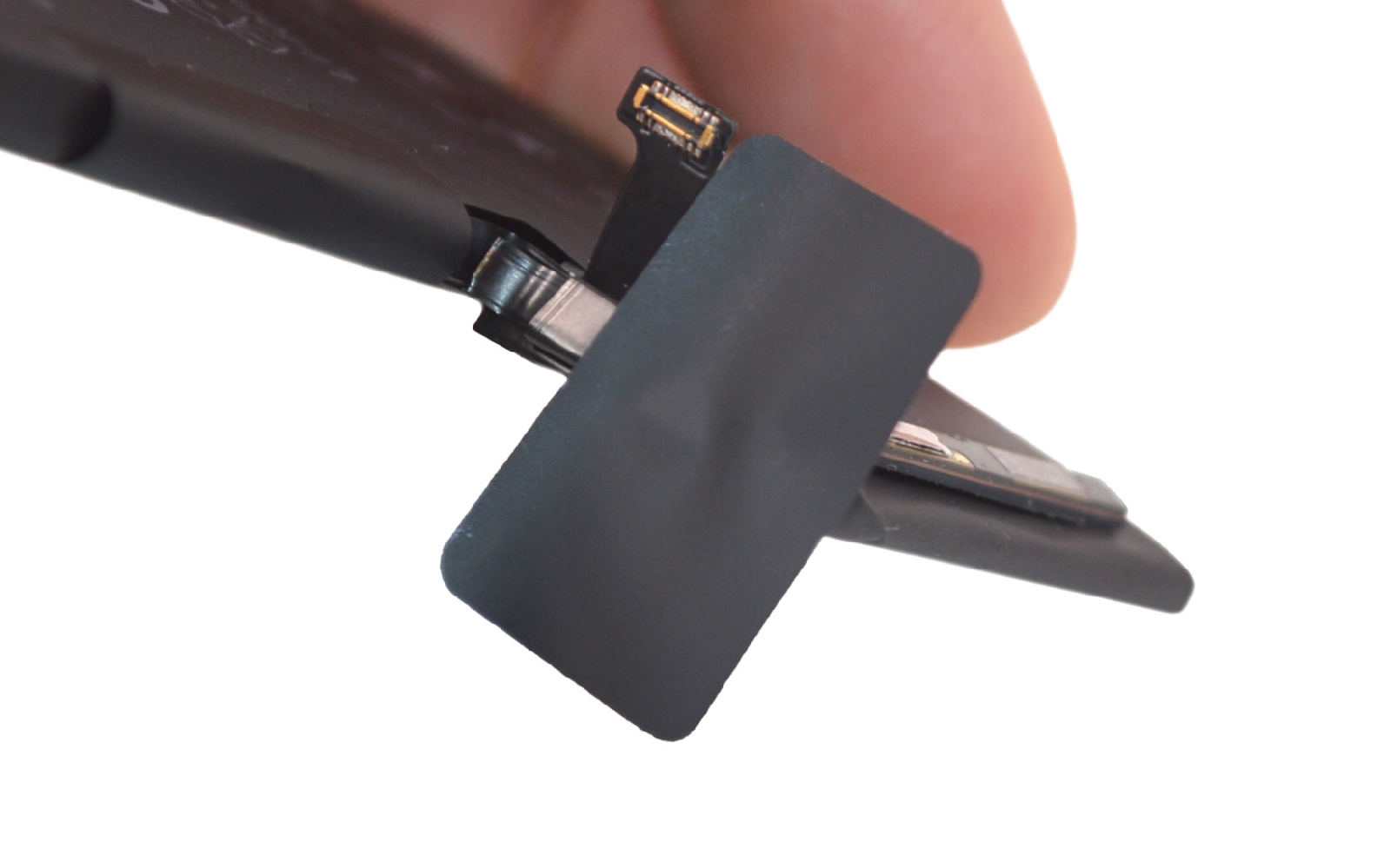 Comment installer la batterie Nocode en forme de L sur iPhone ou iPad photo 1