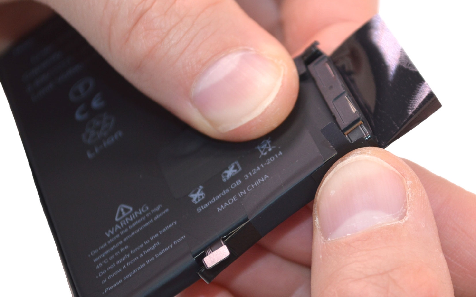 Comment installer la batterie Nocode sur iPhone 11 Pro Max photo 3