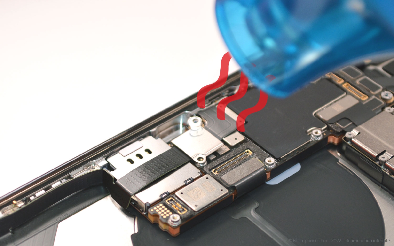  Comment changer le connecteur de charge sur iPhone 14 Pro Max photo 1