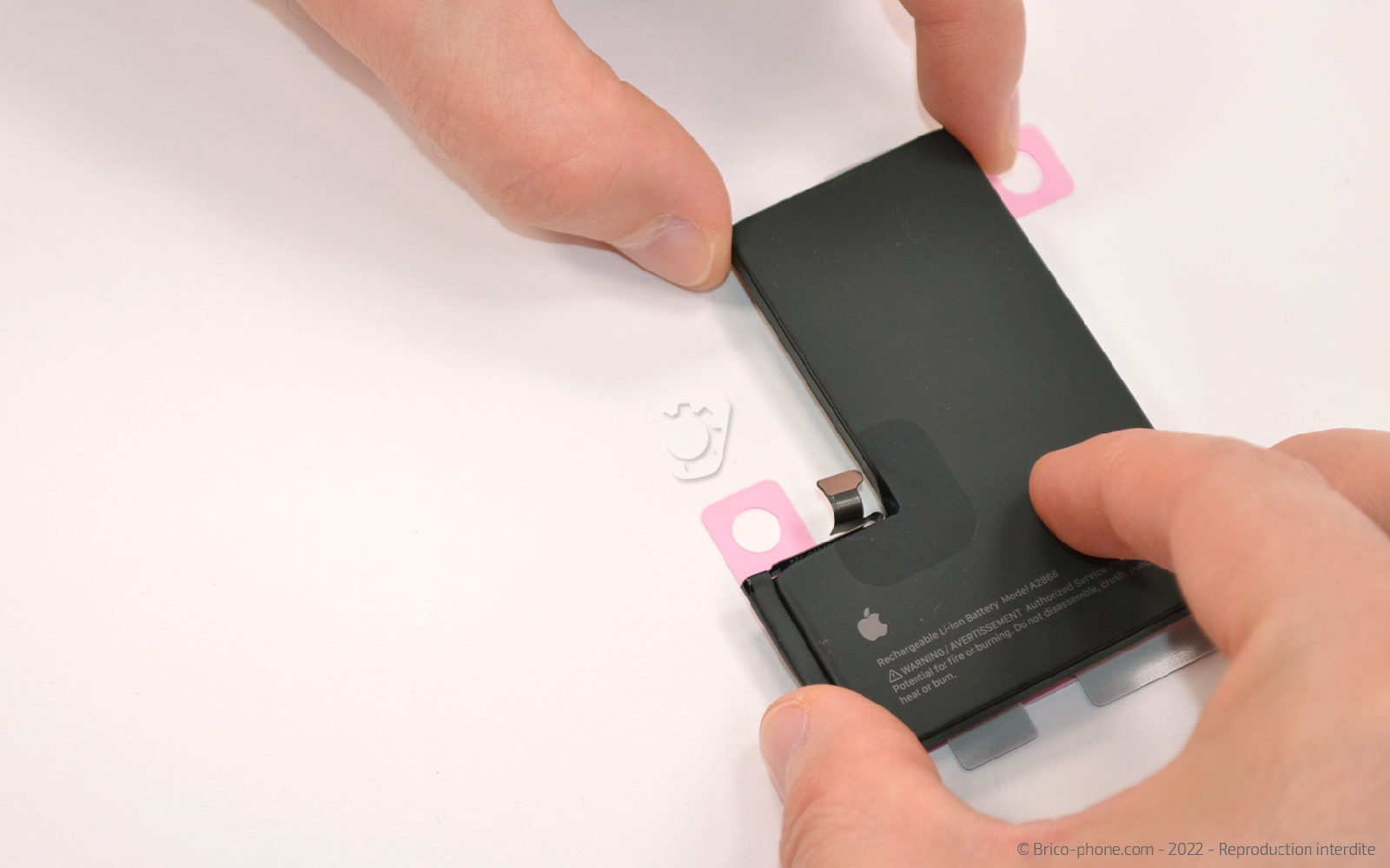  Comment changer le connecteur de charge sur iPhone 14 Pro Max photo 2