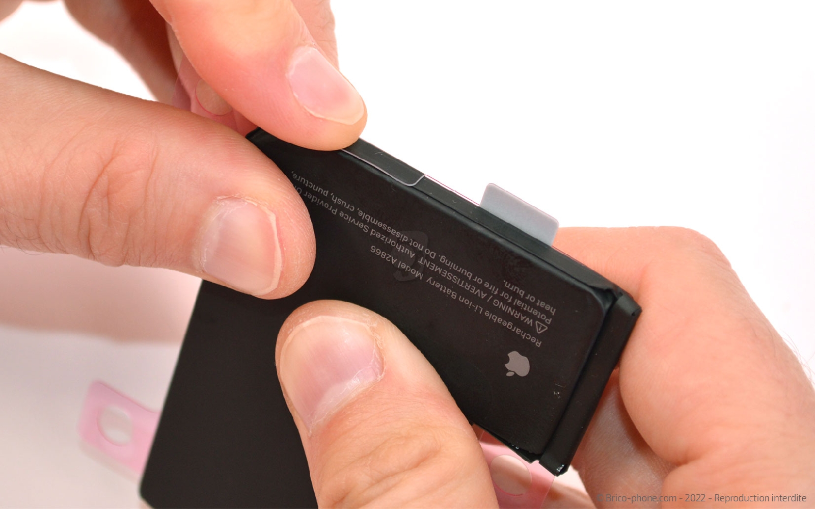  Comment changer le connecteur de charge sur iPhone 14 Pro Max photo 3