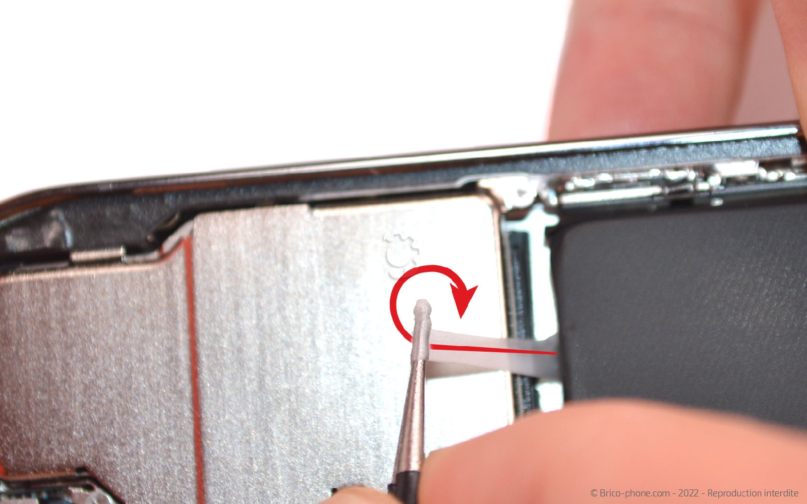  Comment changer le connecteur de charge sur iPhone 14 Pro Max photo 4