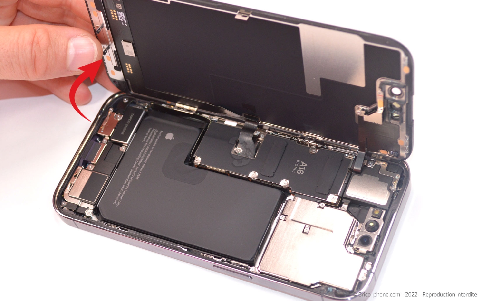 Comment changer la coque arrière sur iPhone 14 Pro Max photo 4