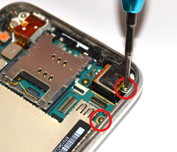 Changement du connecteur de charge sur iPhone 3GS photo 1
