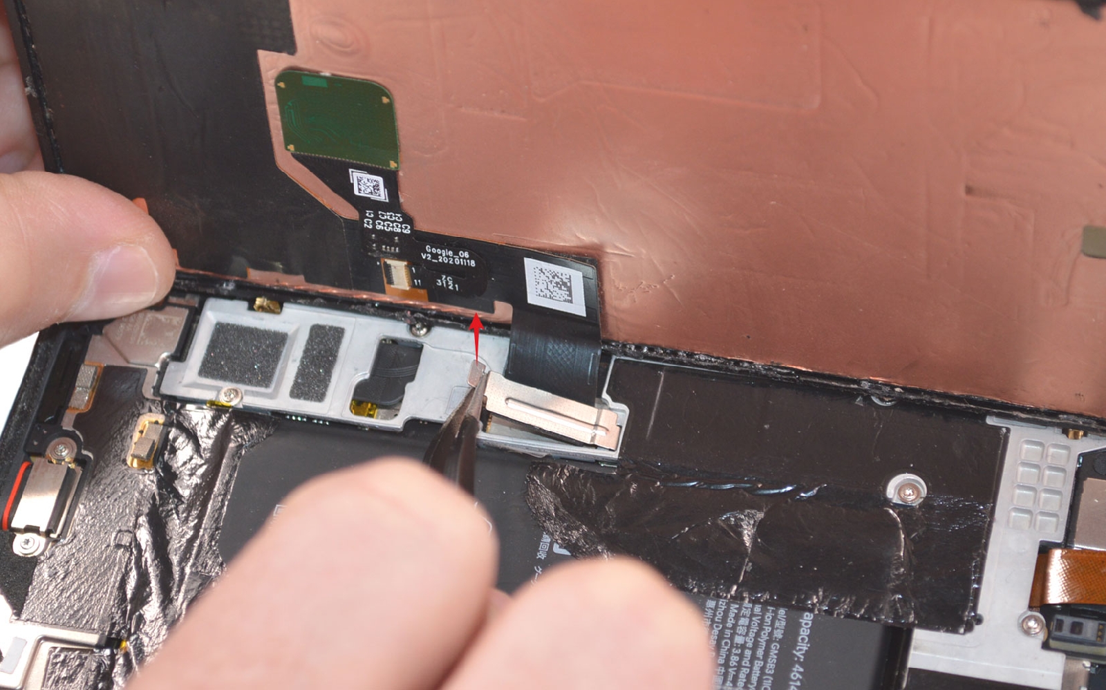 Comment changer la batterie sur Pixel 6 photo 2