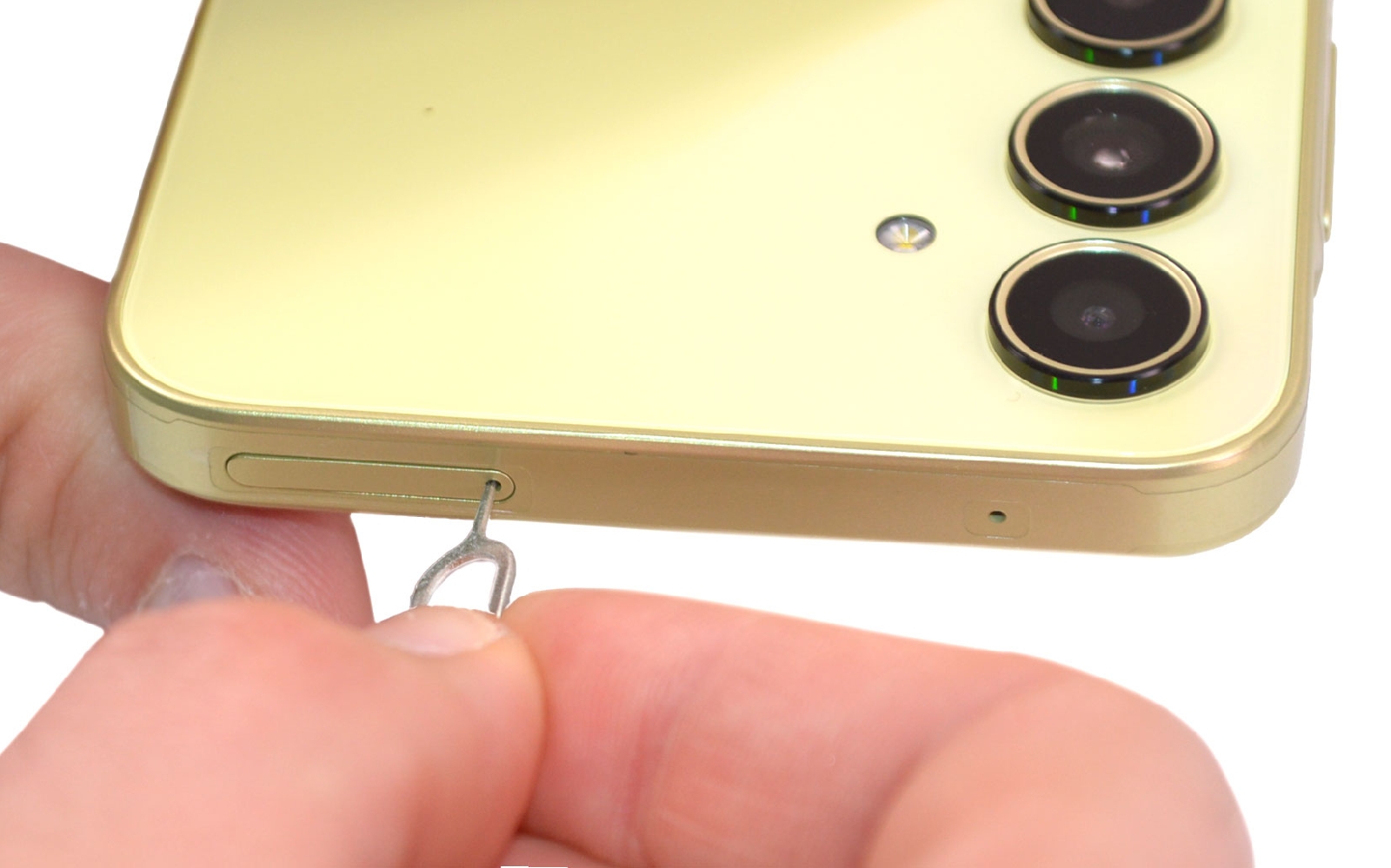 Comment changer le connecteur de charge  sur Galaxy A35 (5G) photo 1