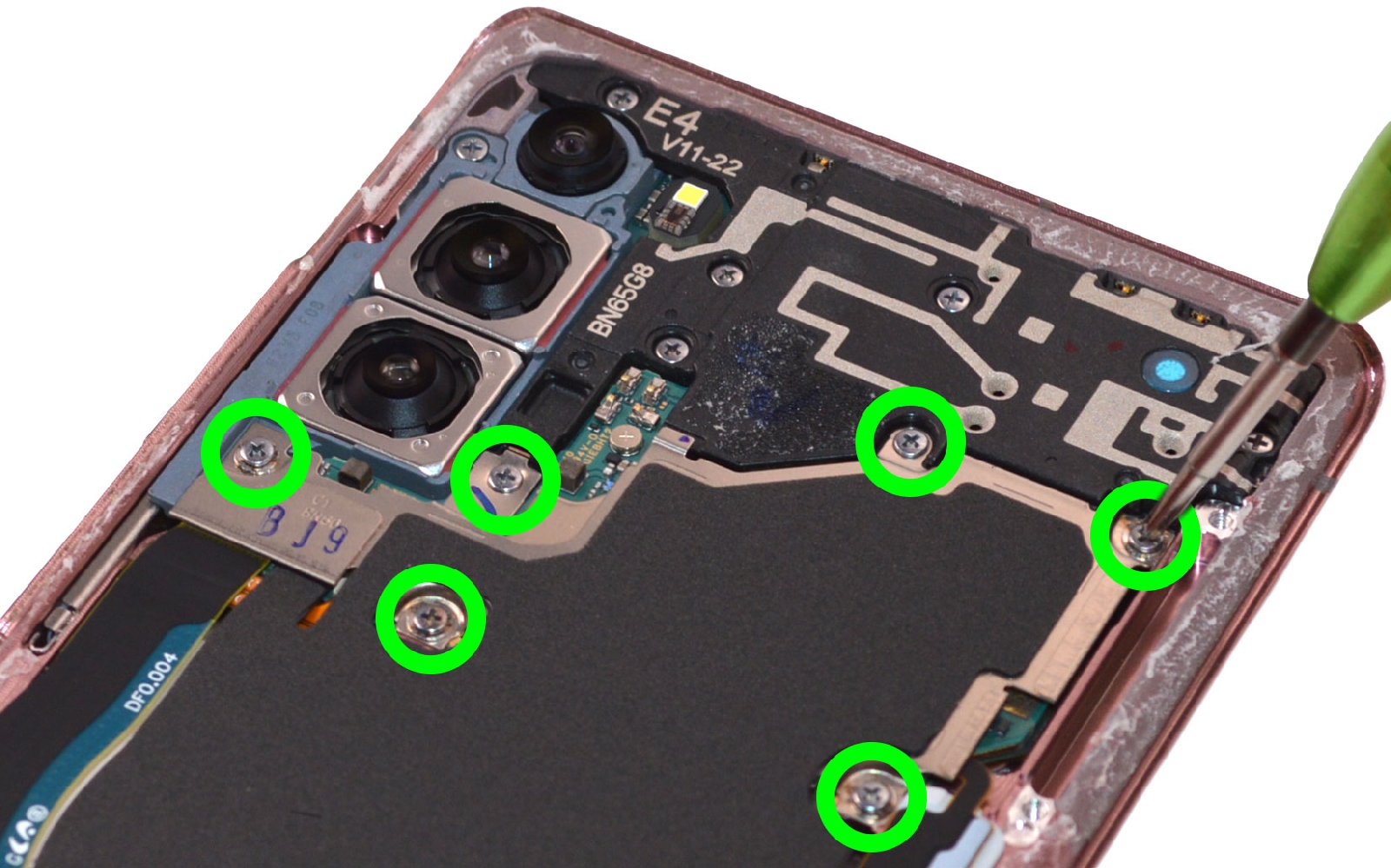 Comment changer la batterie sur Galaxy Note 20 photo 1