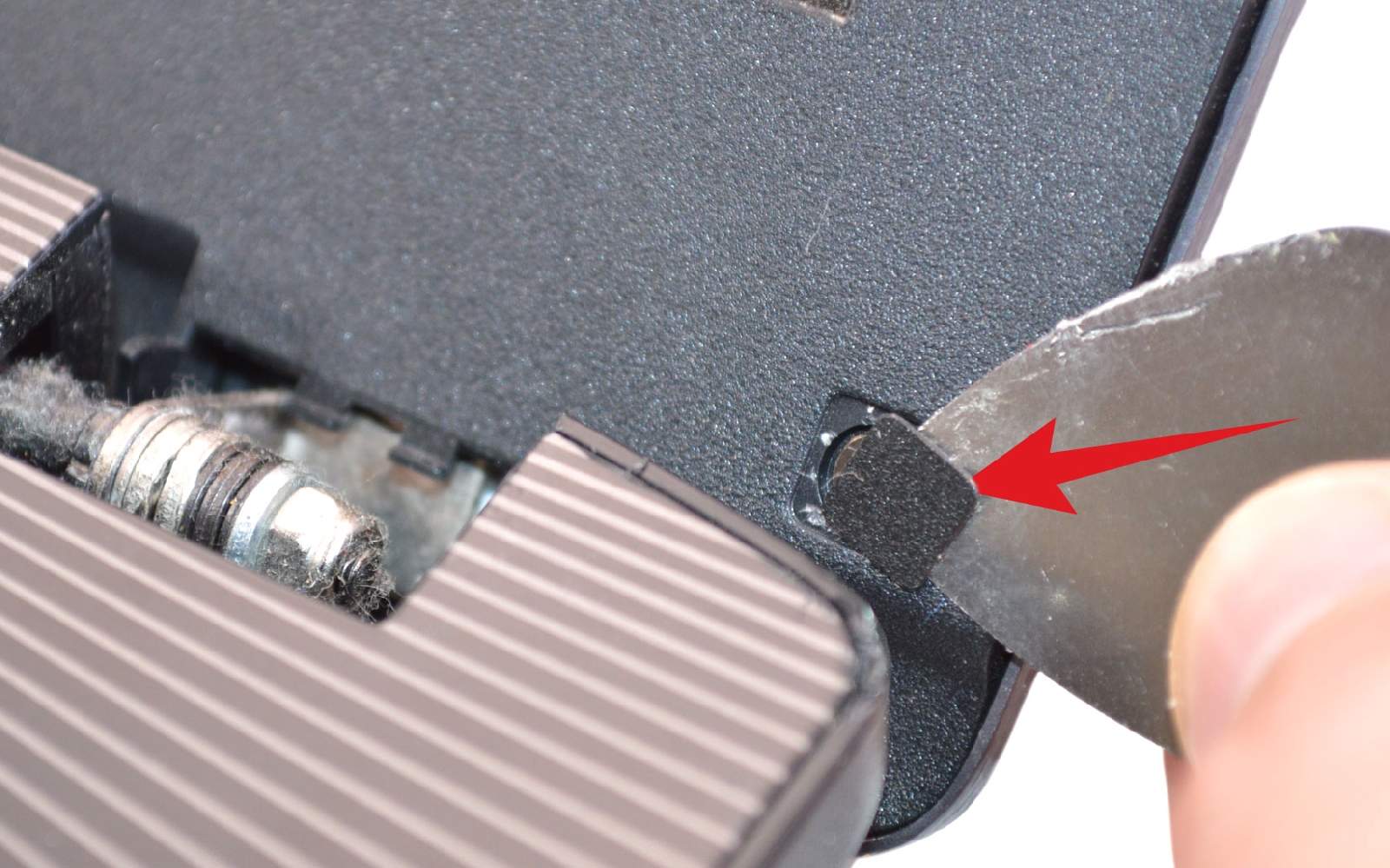 Comment remplacer la dalle LED de son ordinateur portable sur Dalle LED 15-6 photo 1