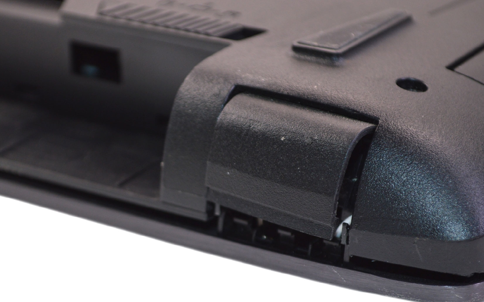 Comment remplacer la dalle LED de son ordinateur portable sur Dalle LED 15-6 photo 2