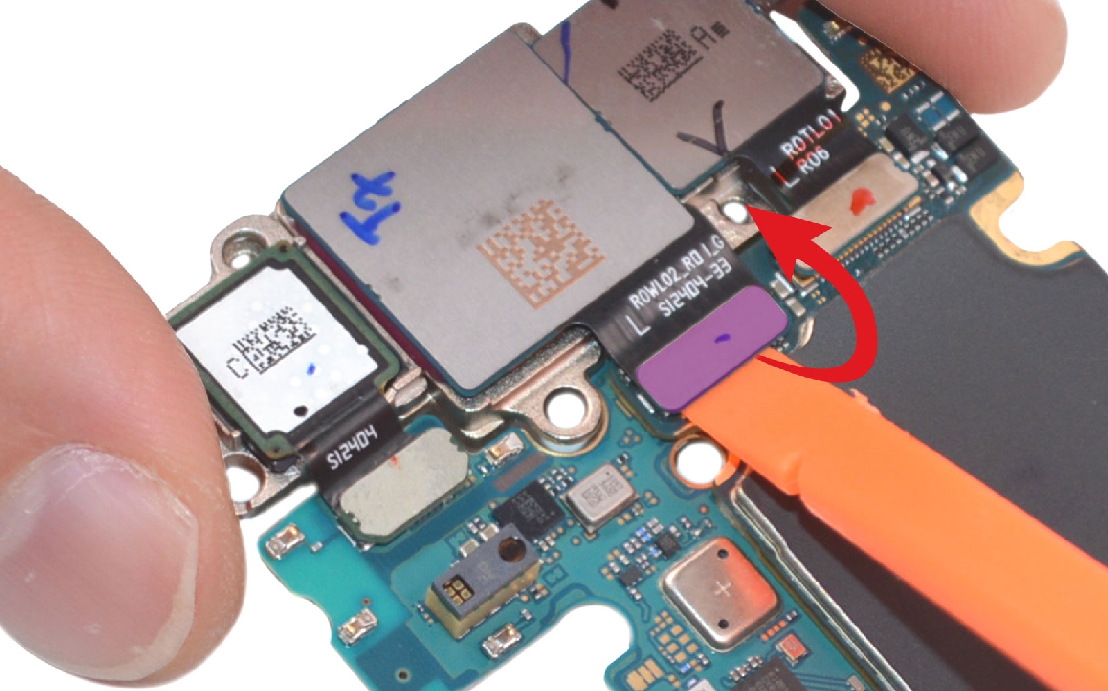 Guide de réparation sur Galaxy S22 plus photo 2