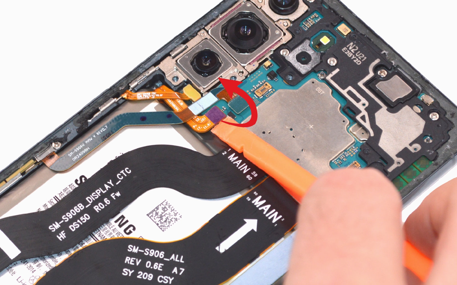 Comment remplacer le bloc écran sur Galaxy S22 plus photo 1