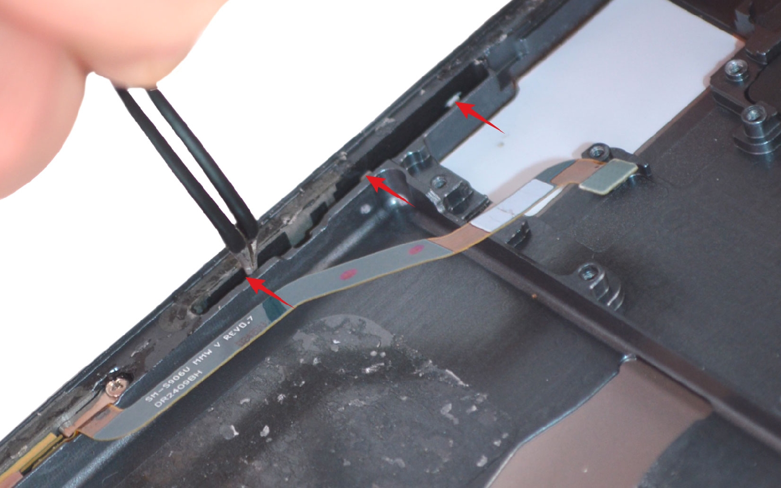 Comment remplacer le bloc écran sur Galaxy S22 plus photo 2