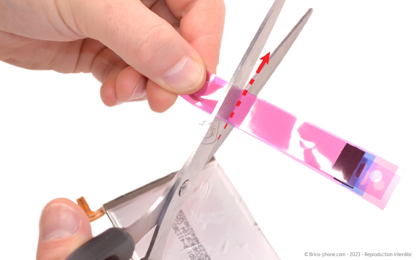 Comment changer la batterie sur Galaxy S22 plus photo 3