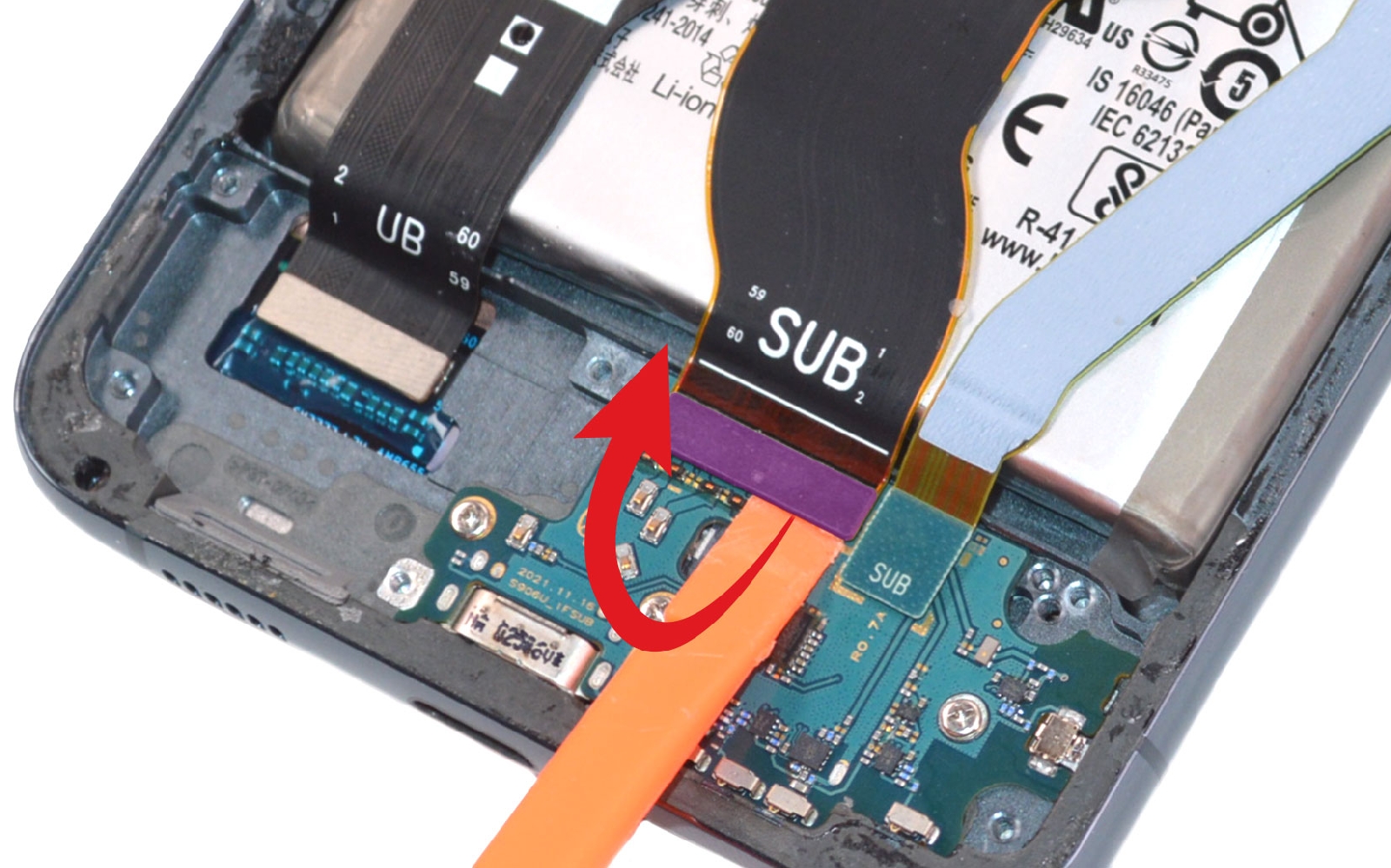 Comment changer la batterie sur Galaxy S22 plus photo 2