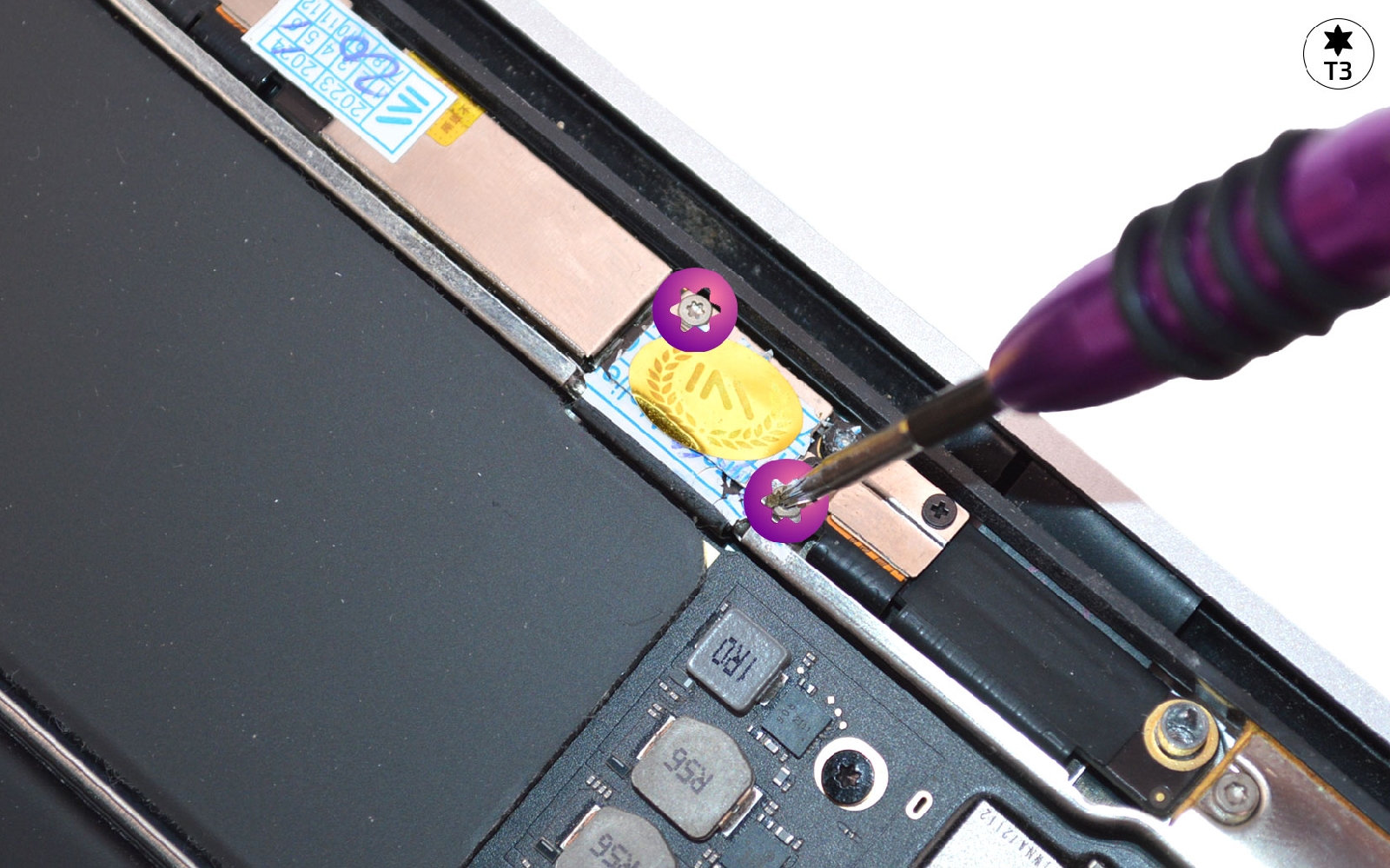 Comment remplacer le bloc écran sur Macbook Air 13 pouces M1 A2337 EMC 3598 - 2020 photo 1