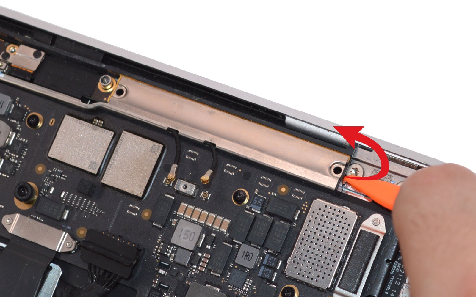 Comment remplacer le bloc écran sur Macbook Air 13 pouces M1 A2337 EMC 3598 - 2020 photo 2