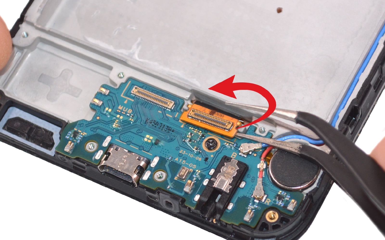 Comment remplacer le bloc écran sur Galaxy A15 (5G) photo 2