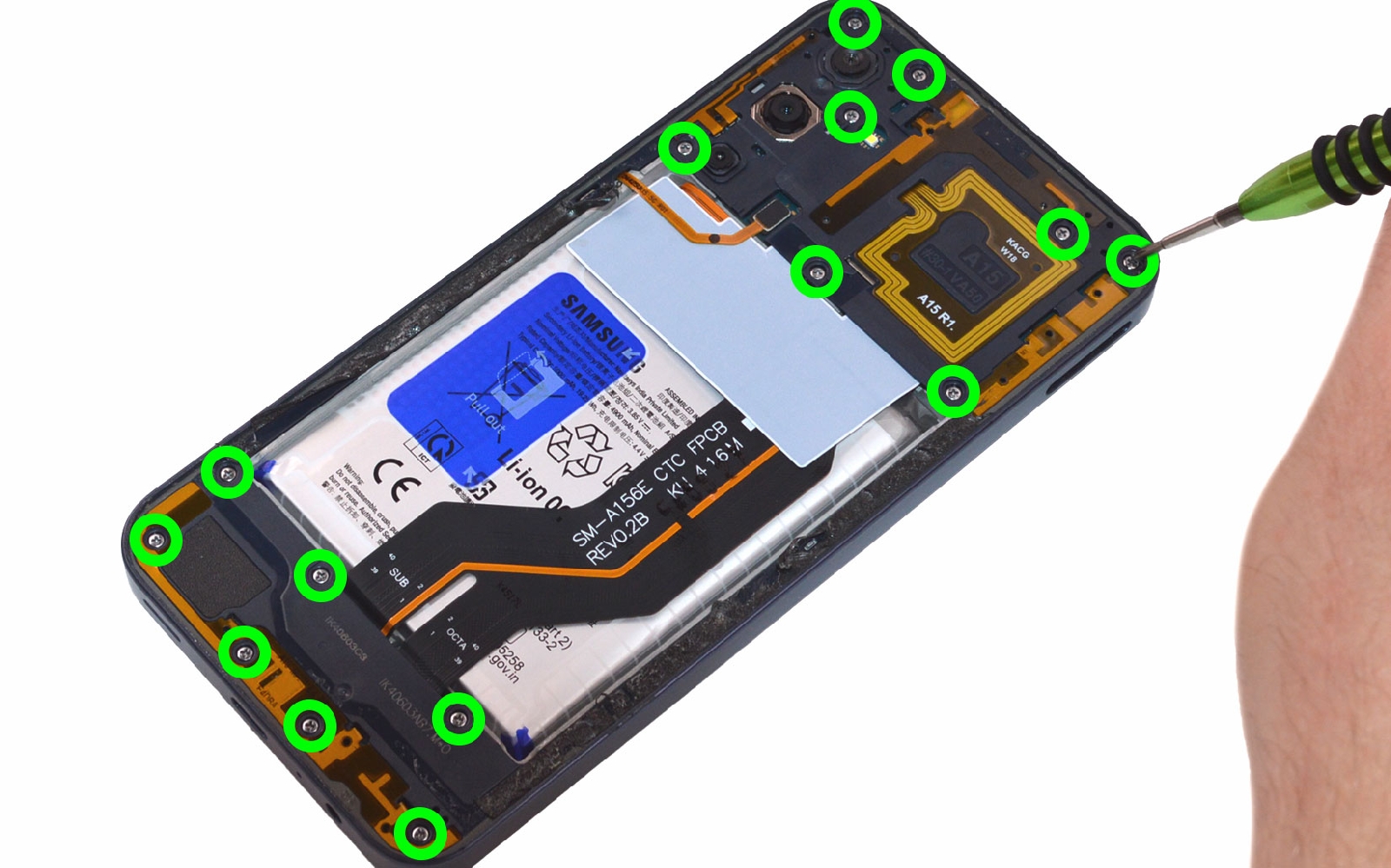 Comment changer le connecteur de charge  sur Galaxy A15 (5G) photo 1