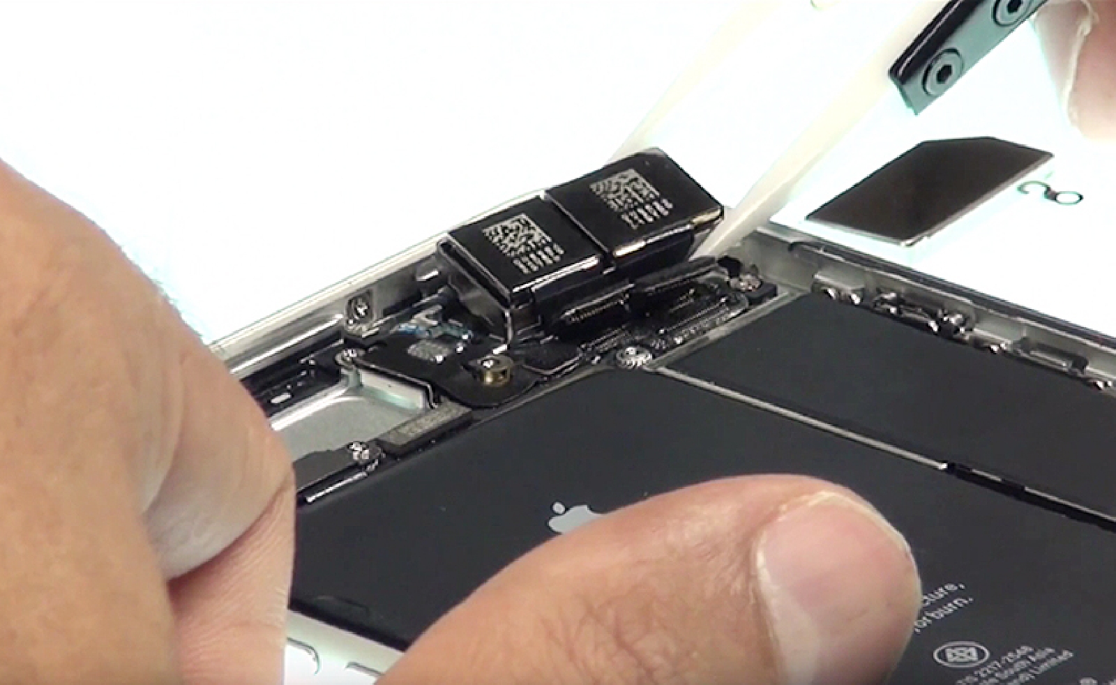 Changement de caméra arrière sur iPhone 7 Plus photo 3