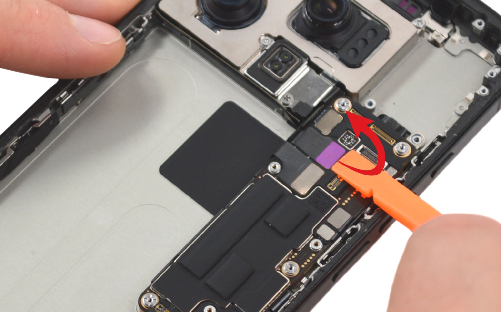 Guide de réparation sur iPhone 16 Pro photo 1