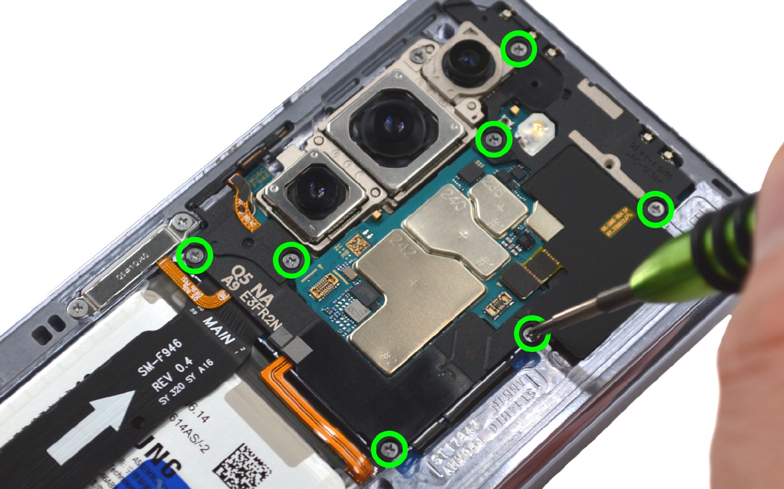 Comment changer la batterie principale sur Galaxy Z Fold5 photo 1