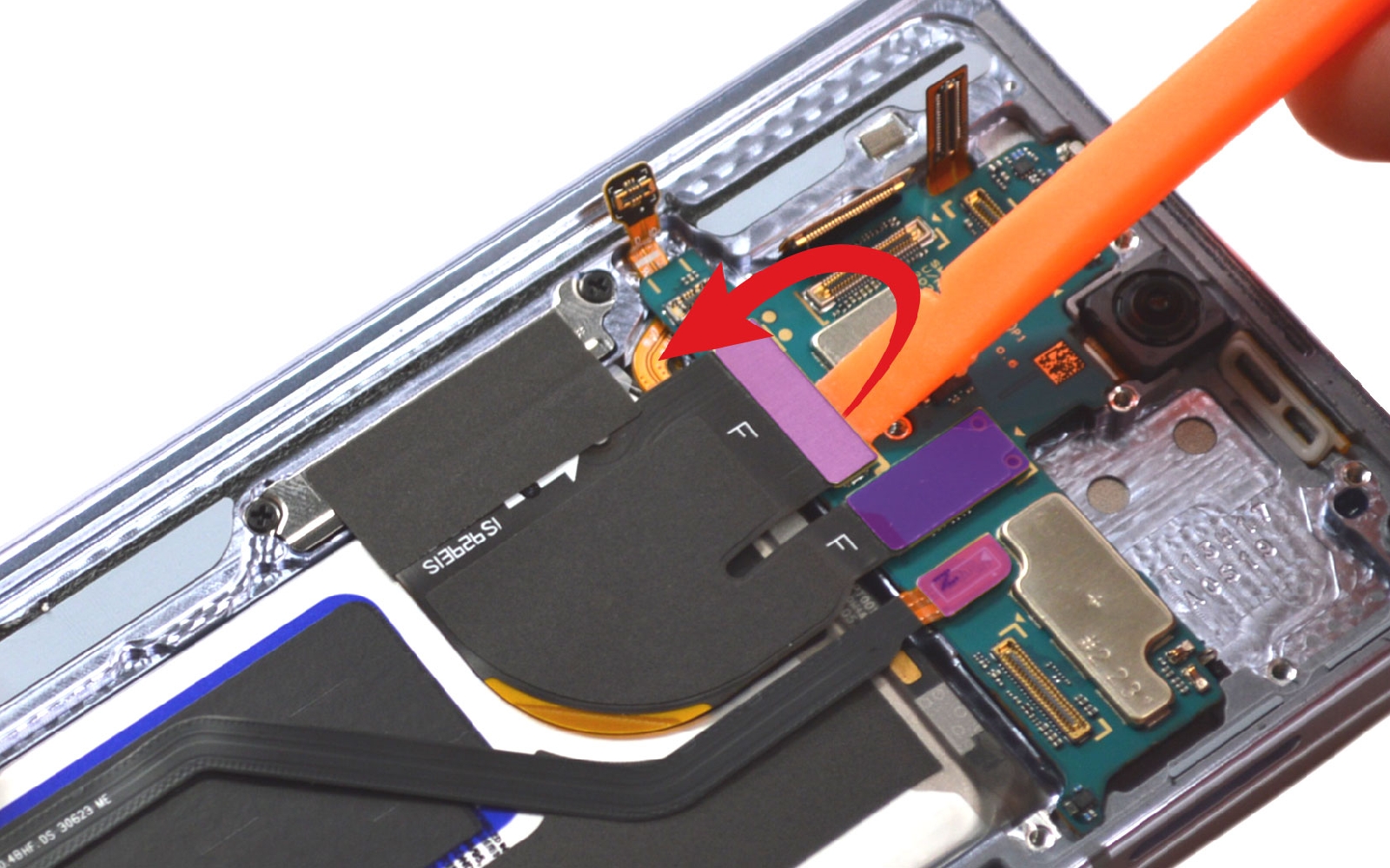 Comment changer la batterie secondaire sur Galaxy Z Fold5 photo 3