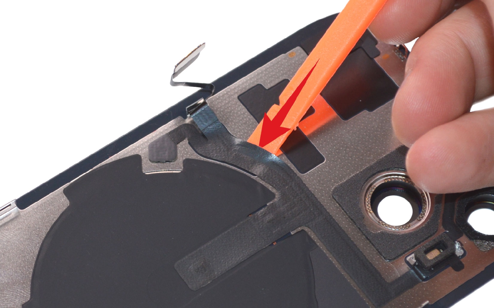 Comment changer la vitre arrière nue sur iPhone 15 photo 2