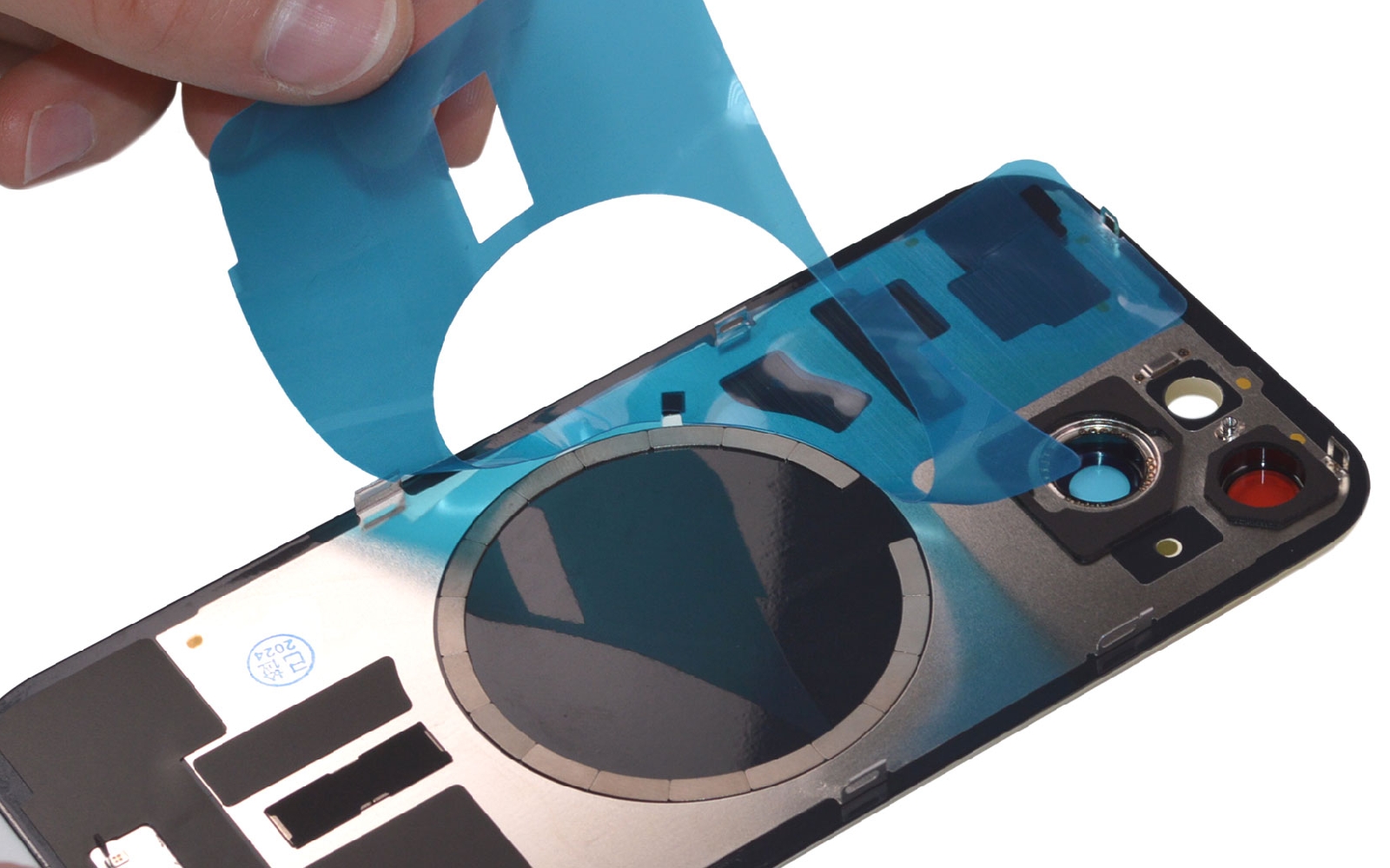 Comment changer la vitre arrière nue sur iPhone 15 photo 1