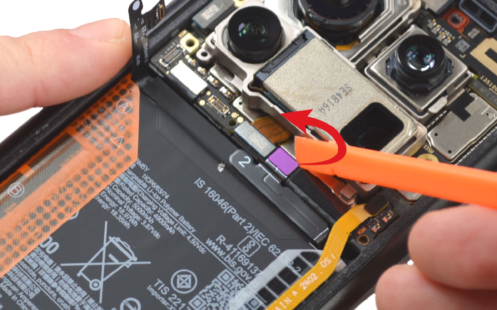 Comment changer le connecteur de charge  sur 14 Ultra photo 2