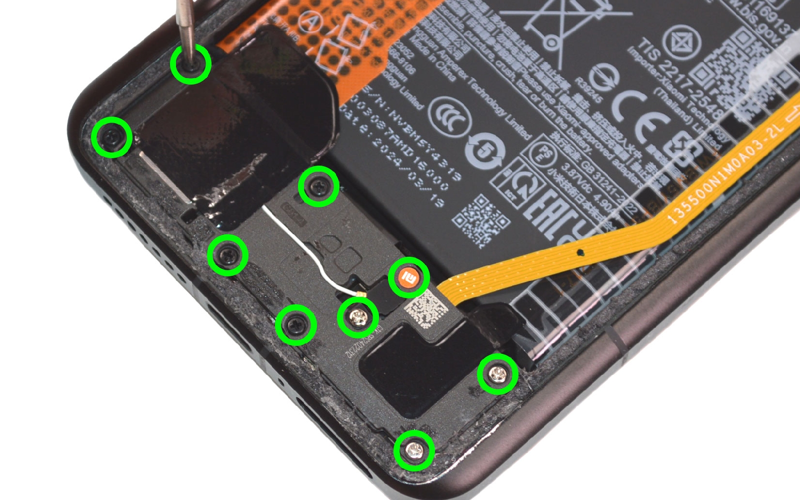 Comment changer le connecteur de charge  sur 14 Ultra photo 1
