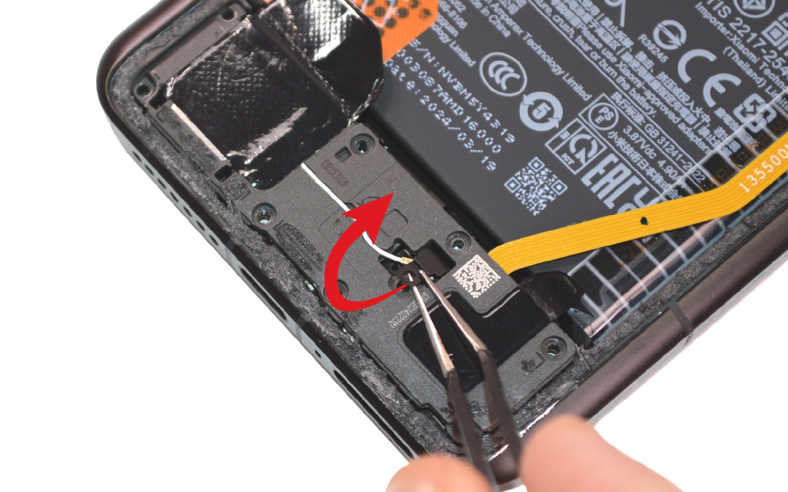 Comment changer le connecteur de charge  sur 14 Ultra photo 2