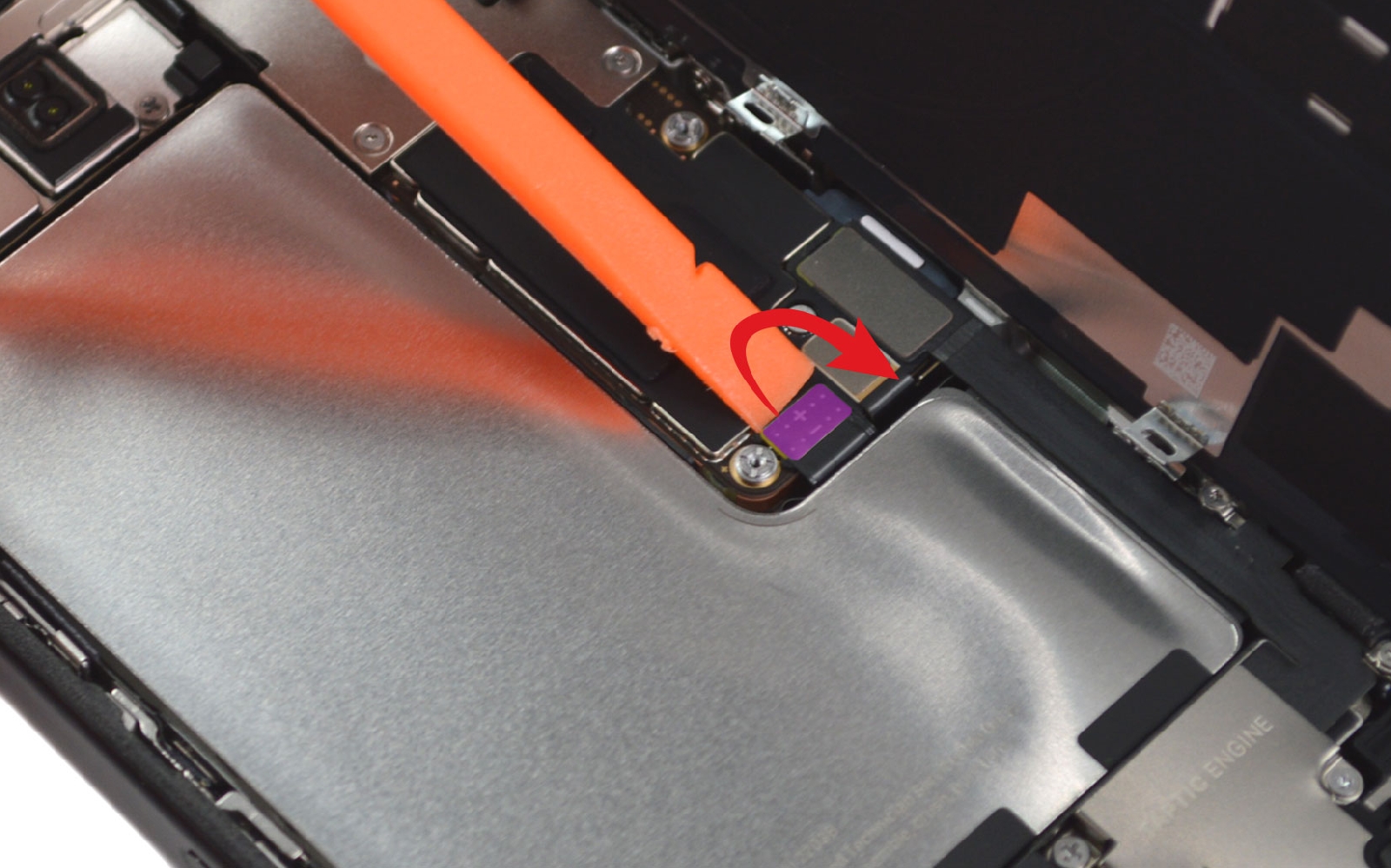 Comment changer la batterie sur iPhone 16 Pro photo 3