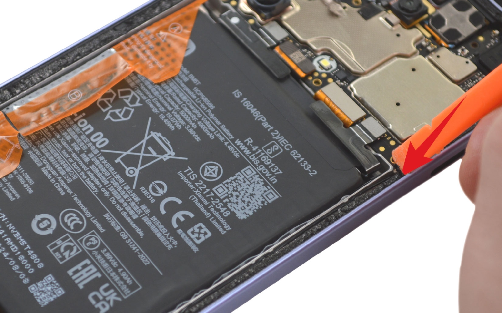 Comment changer la vitre arrière sur Redmi Note 13 pro (4G) photo 1